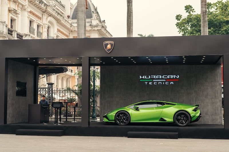 Lamborghini Huracán Tecnica tiếp cận khách hàng Thủ đô