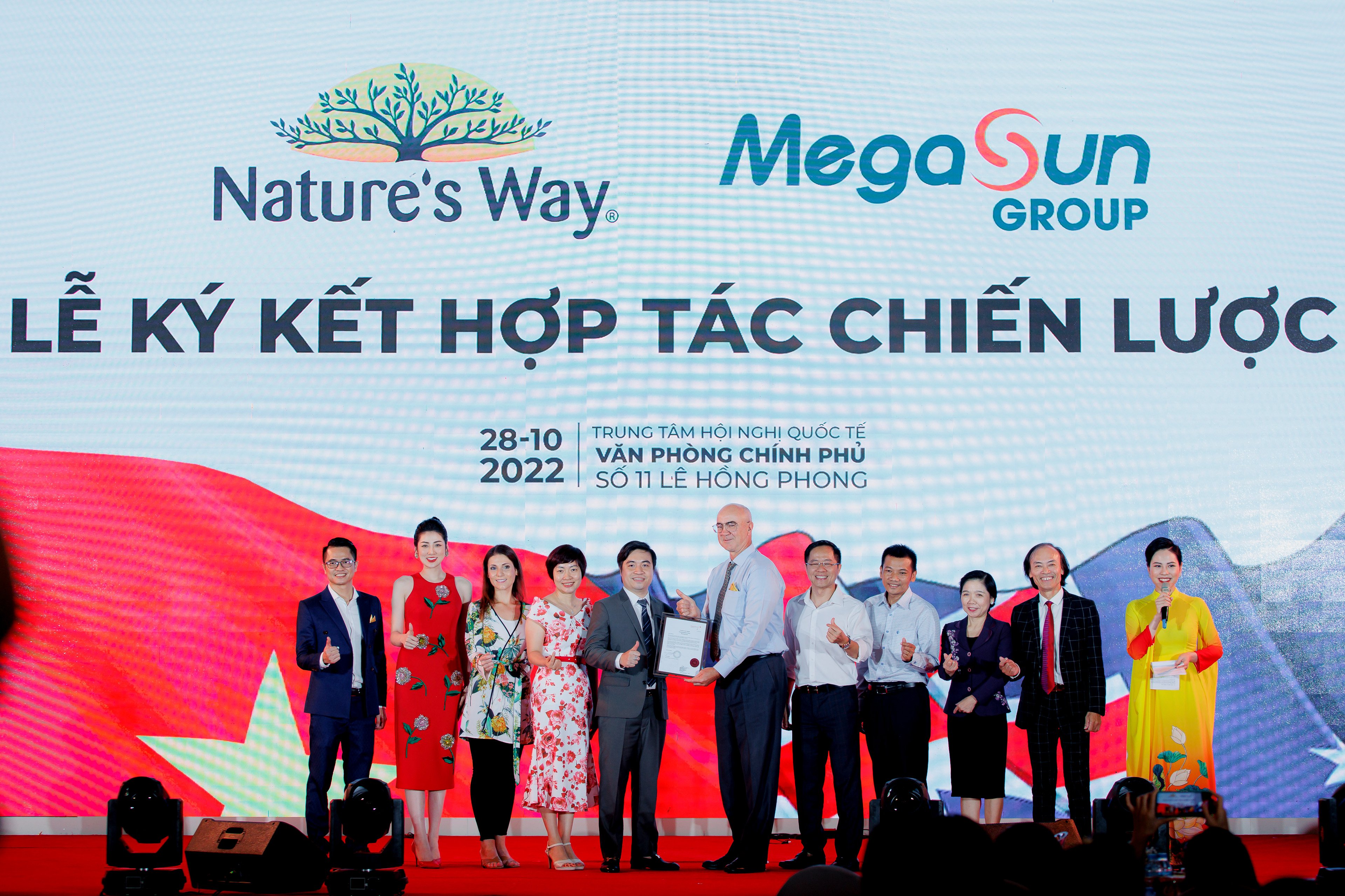 CEO PharmaCare Australia và cuộc gặp gỡ chiến lược với đơn vị phân phối Nature’s Way tại Việt Nam