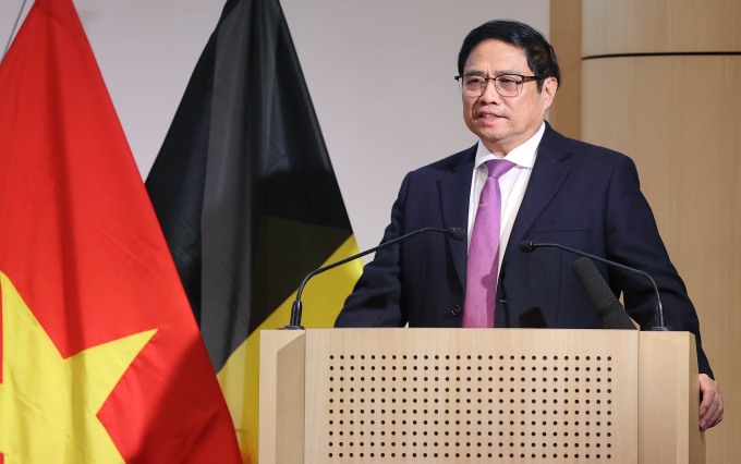 Thủ tướng Phạm Minh Chính phát biểu tại diễn đàn doanh nghiệp Việt - Bỉ chiều 15/12. Ảnh: Nhật Bắc