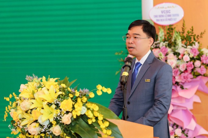 Ông Nguyễn Văn Thứ - Chủ tịch HĐQT Công ty Cổ phần Thực phẩm G.C phát biểu tại buổi giao dịch đầu tiên của GCF. Ảnh: Linh Đan