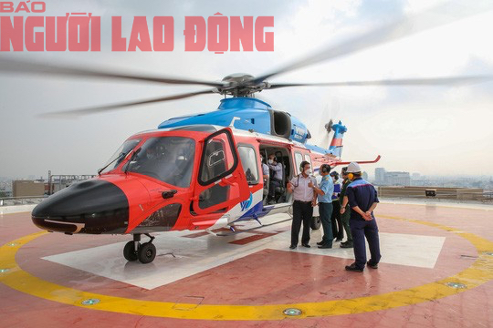 Thỏa sức ngắm TP HCM từ trên cao bằng tour trực thăng