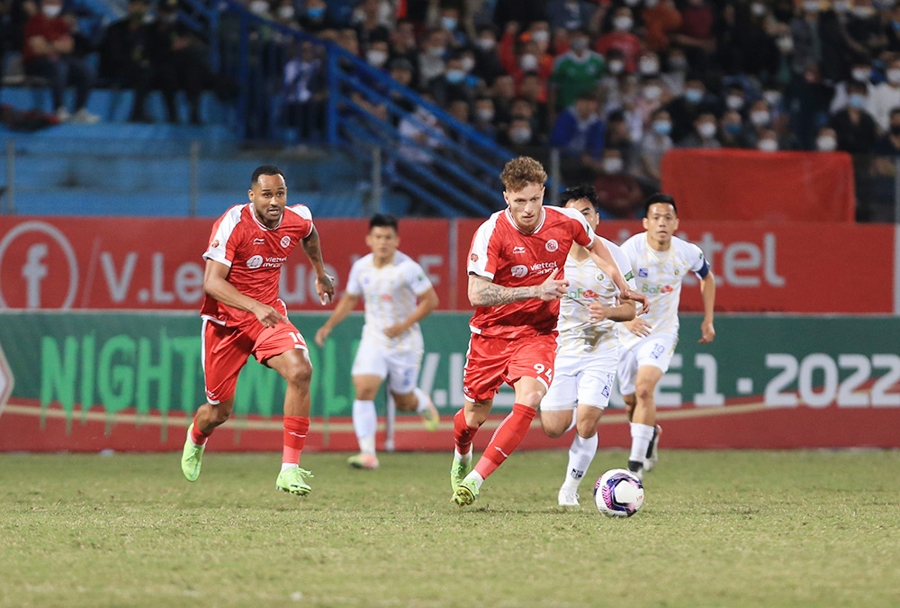 Hà Nội FC hạ chủ nhà Viettel trong ngày chia tay Quang Hải