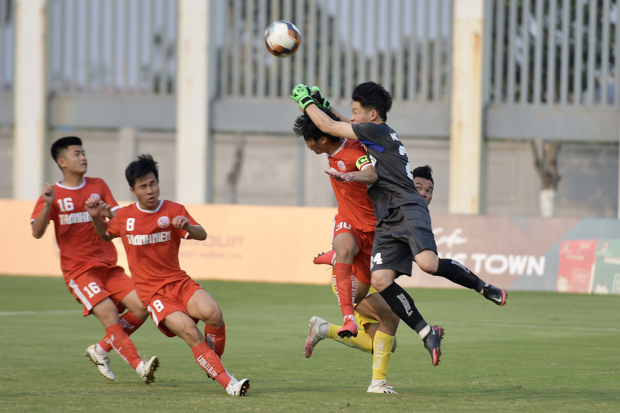 Ghi 2 bàn trong 1 phút, Hà Nội FC vô địch Giải U19 quốc gia 2022