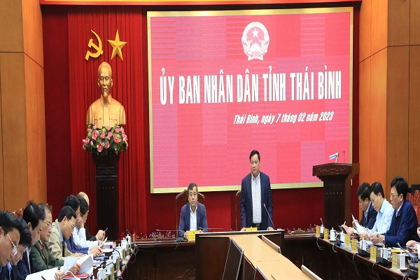 Đây là dự án trọng điểm của tỉnh, yêu cầu các sở ngành cần phối hợp chặt chẽ, nâng cao tinh thần trách nhiệm, tham mưu, đề xuất cho tỉnh các giải pháp để tháo gỡ khó khăn, vướng mắc, đẩy nhanh tiến độ dự án.