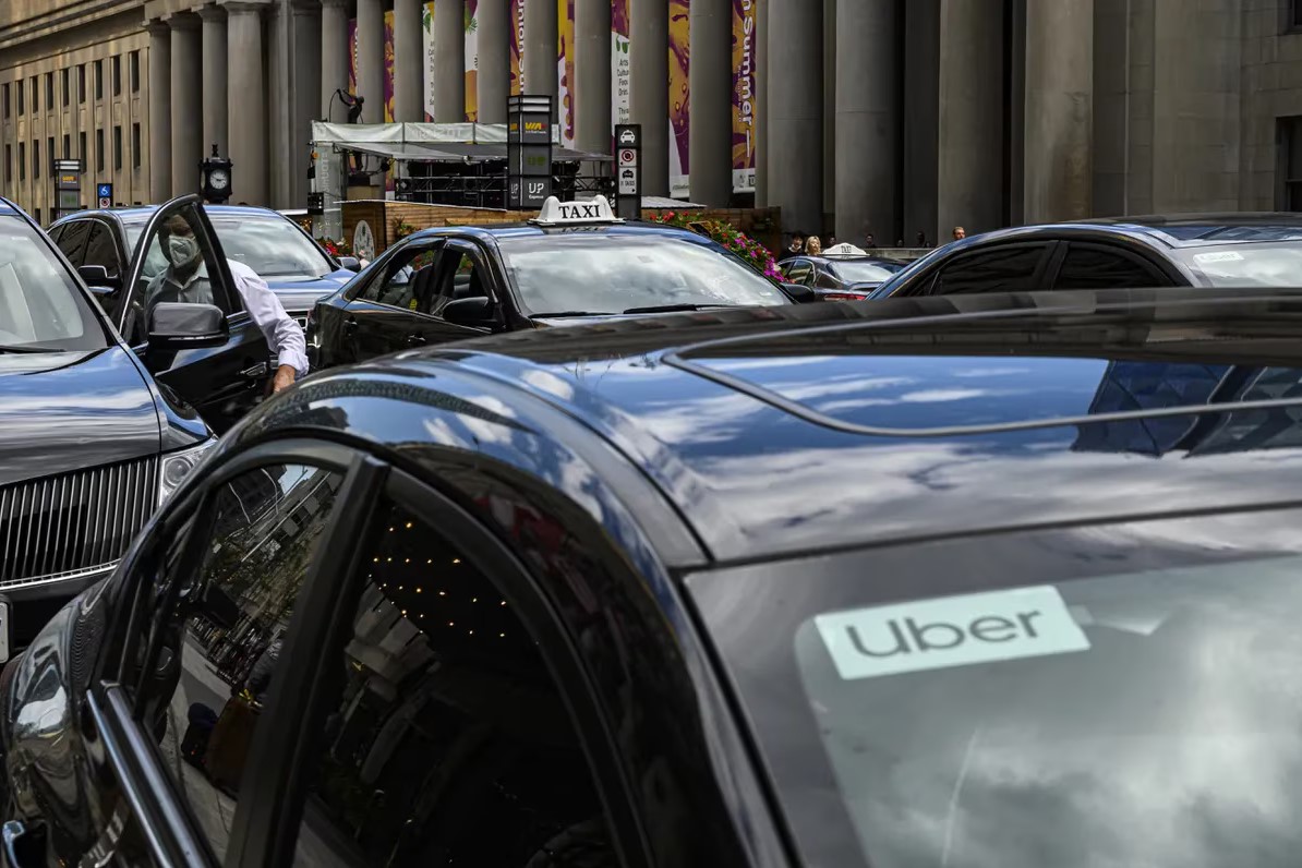 Mảng kinh doanh dịch vụ gọi xe của Uber, chiếm gần một nửa tổng doanh thu