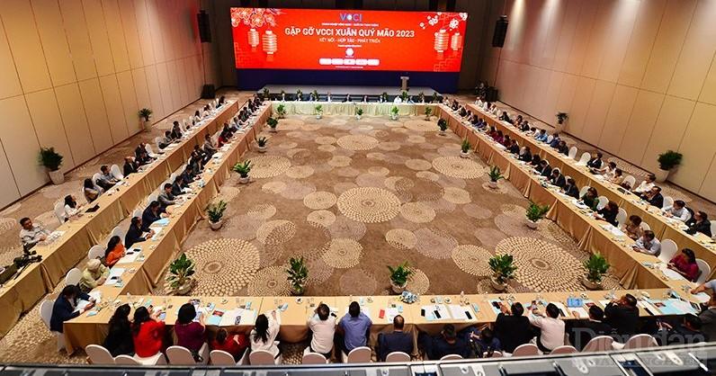 Toàn cảnh buổi gặp gỡ Xuân Quý Mão 2023, do VCCI tổ chức - Ảnh: Quốc Tuấn.