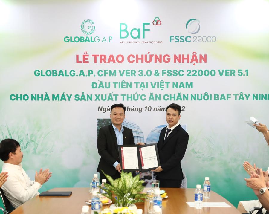 Nhà máy thức ăn chăn nuôi BaF Tây Ninh là nhà máy đầu tiên đạt cùng lúc 2 chứng nhận quốc tế tại Việt Nam.