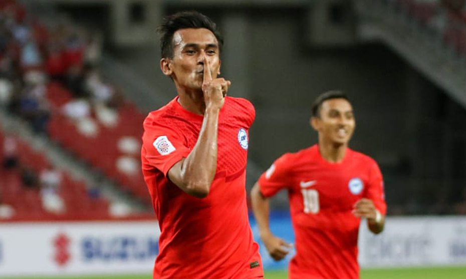 Adam Swandi mừng bàn mở tỷ số ngay phút thứ tư trận gặp Timor Leste, ở bảng A AFF Cup tại Kallang, Singapore tối 14/12. Ảnh: FAS