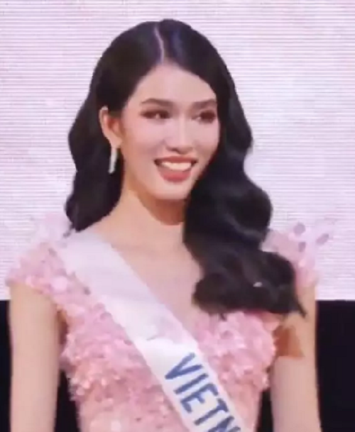 Á hậu Phương Anh trượt top 15 Miss International 2022