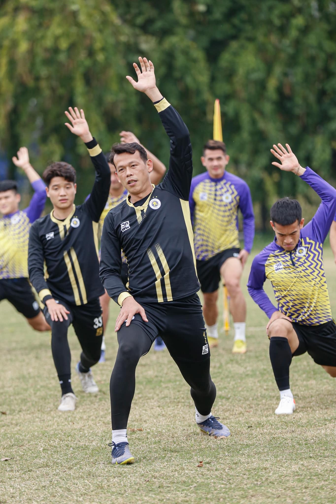 Áp lực kỳ vọng dành cho tân HLV Hà Nội FC - ảnh 4