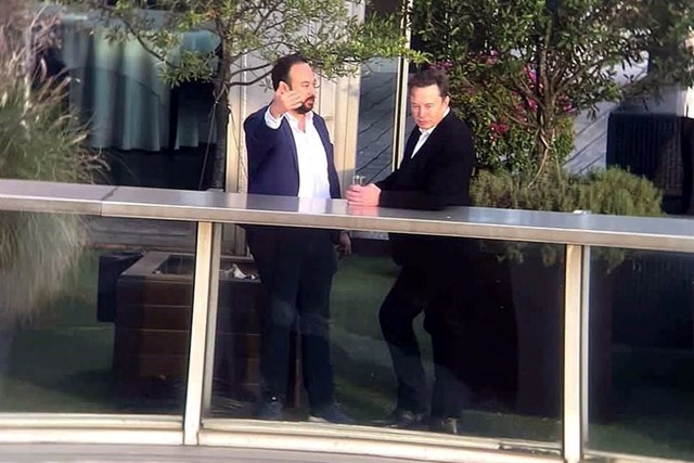 Tỷ phú Elon Musk trong chuyến thăm tới Nuevo Leon, Mexico.