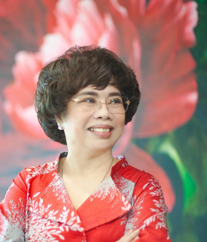 Doanh nhân Thái Hương được vinh danh “Phụ nữ vì sự phát triển bền vững châu Á 2021”.