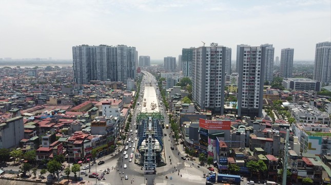 Nâng tầng, chia nhỏ căn hộ đô thị Hà Nội: Ngột ngạt, quá tải - 1
