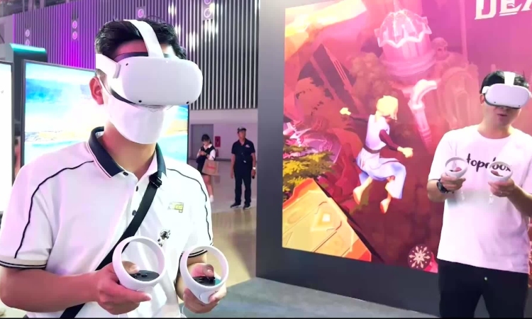 Chơi thử game VR