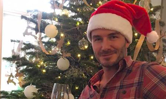 David Beckham hát 'All I Want For Christmas Is You'