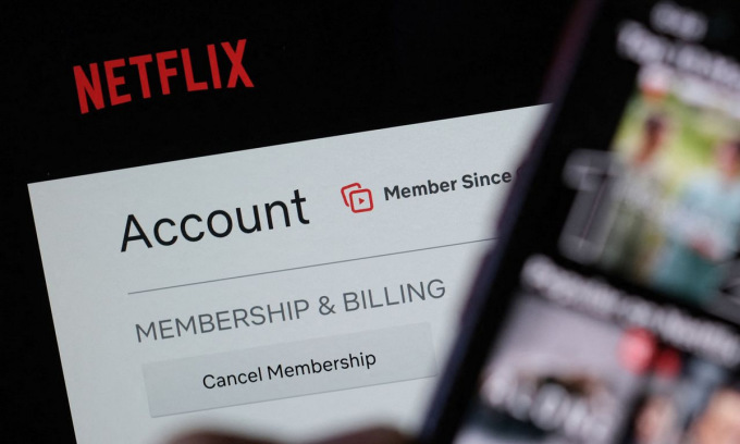 Netflix có thể tìm cách ép người dùng ngừng chia sẻ tài khoản. Ảnh: AFP