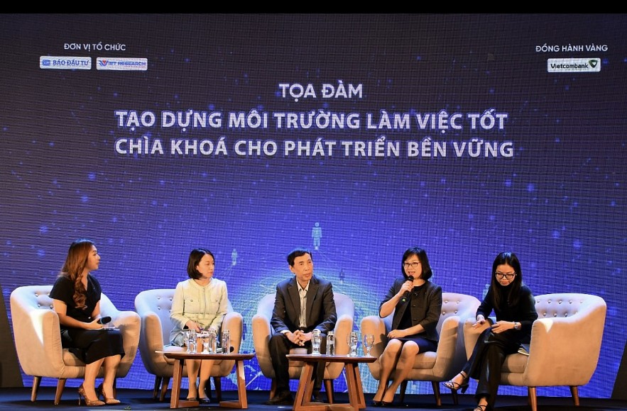 Vietcombank được vinh danh Top 10 nơi làm việc tốt nhất Việt Nam 2022 và Top 500 Nhà tuyển dụng hàng đầu Việt Nam