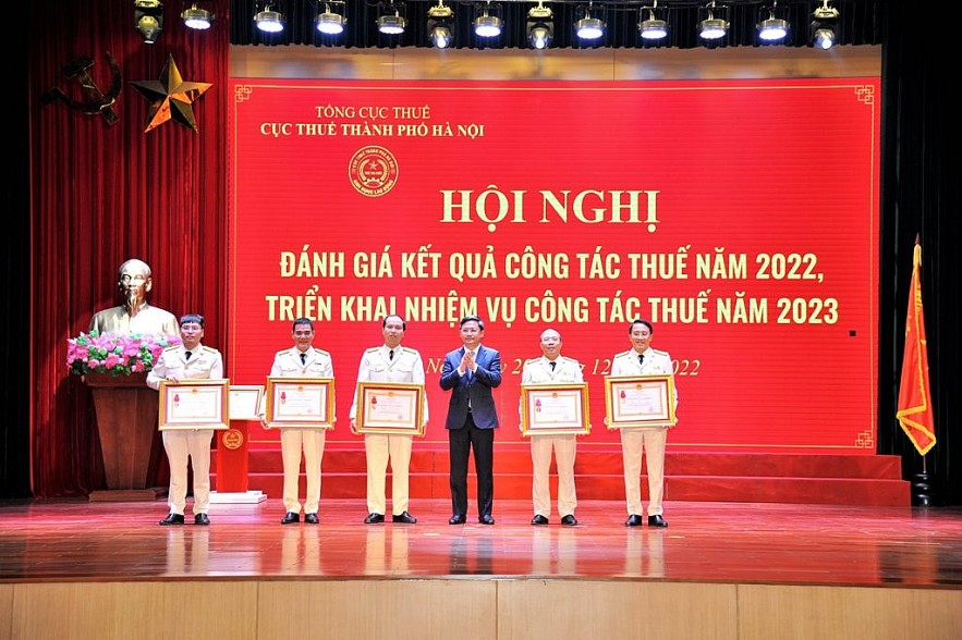 Hà Nội: Lần đầu tiên thu nội địa vượt mốc 300 nghìn tỷ đồng