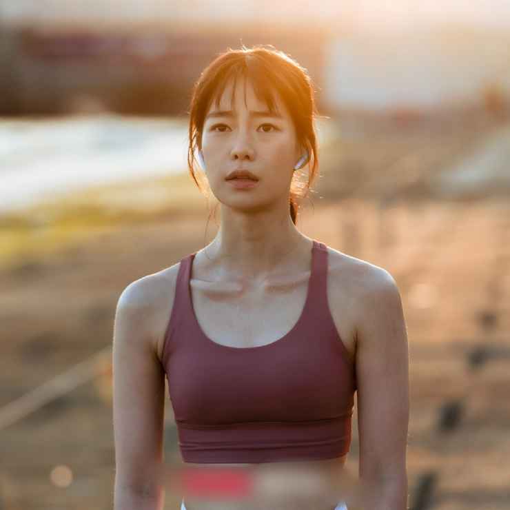 "Nữ hoàng cảnh nóng" tát sưng mặt Song Hye Kyo trong phim mới - 4